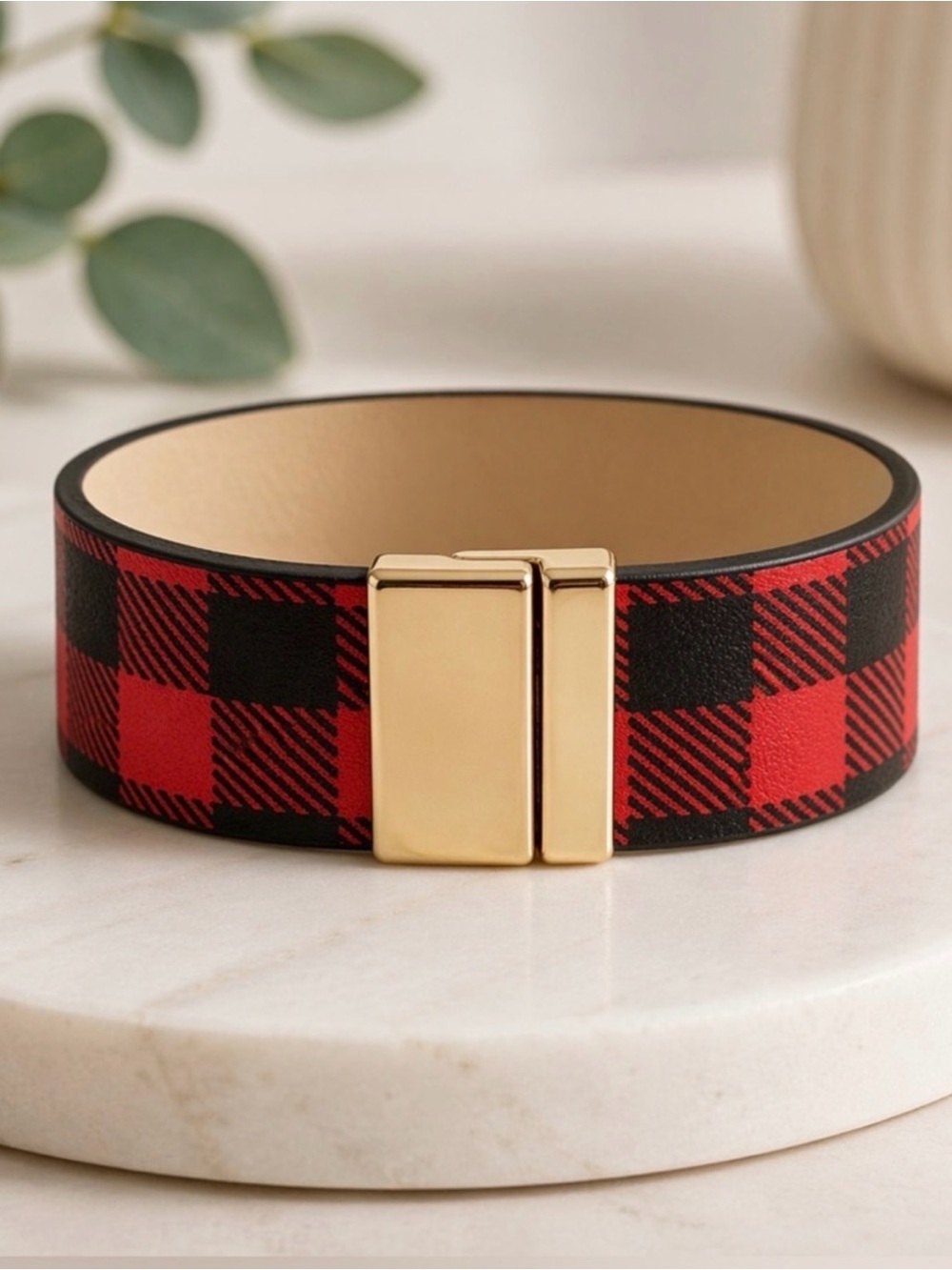 Red & Black Buffalo Check Plaid
Bracelet